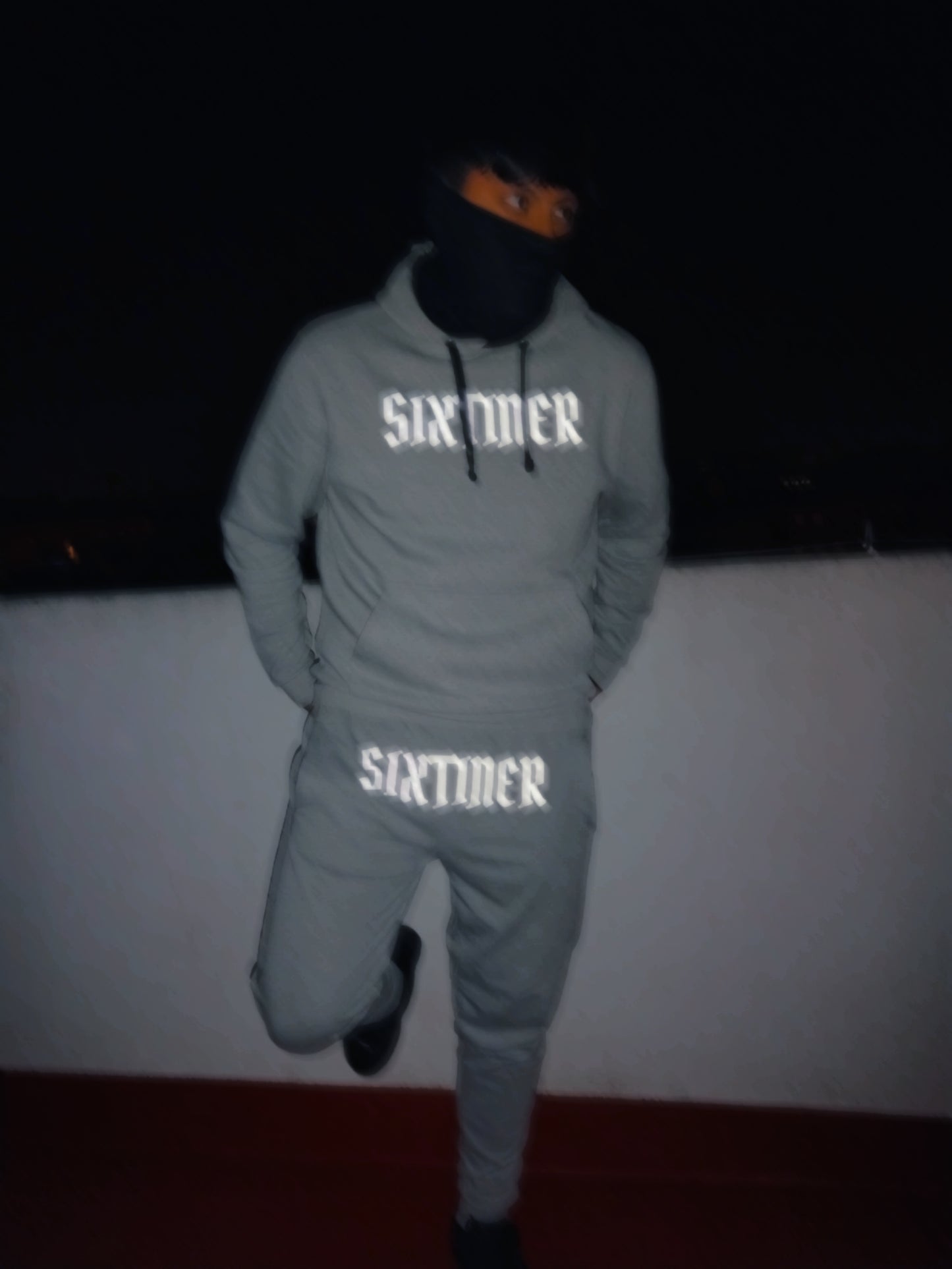 SUDADERA REFLECTANTE